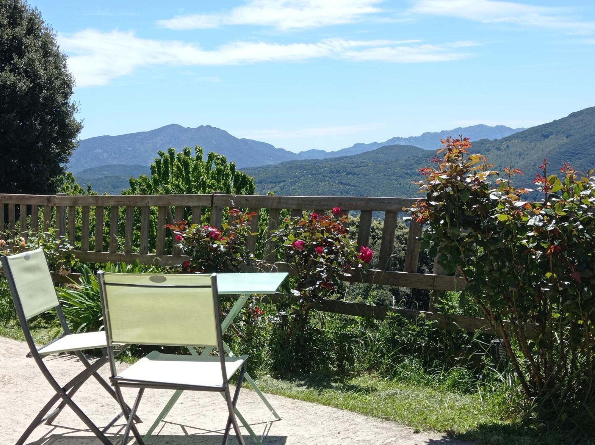 Hotel Casa Sarrinca Serra-di-Scopamene Exterior foto